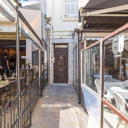 Appartement Authentique Situe En Plein Centre D'Antibes Kültér fotó