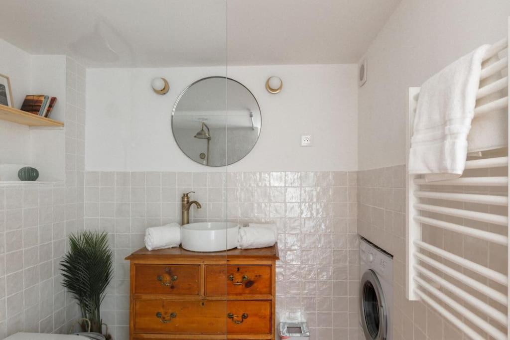 Appartement Authentique Situe En Plein Centre D'Antibes Kültér fotó